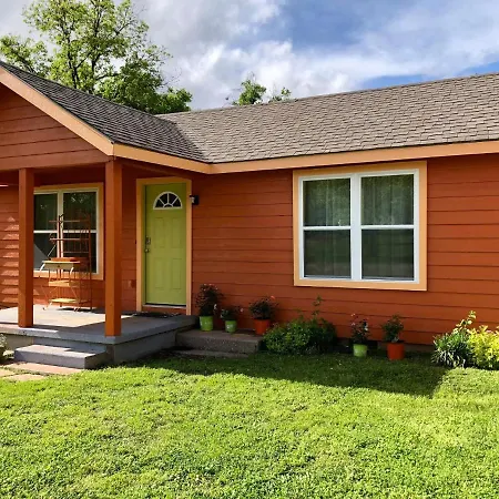 Ez 1 Mile To Fort Sill! Pumpkin Cottage Sleeps 9, Grills, Firepit, Laundry Lawton Exterior foto