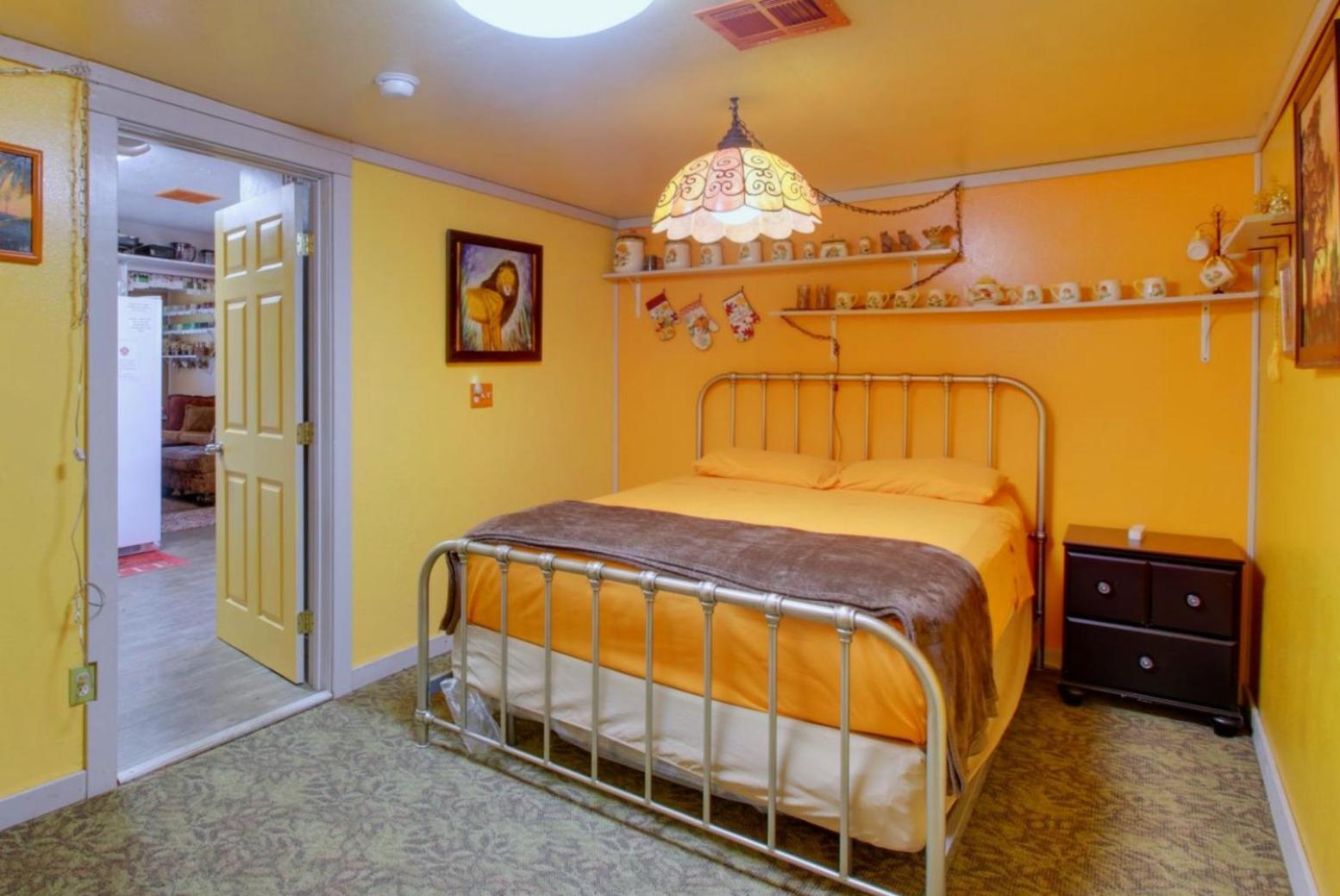Ez 1 Mile To Sill! Pumpkin Sleeps 9, Grills, Firepit, Laundry