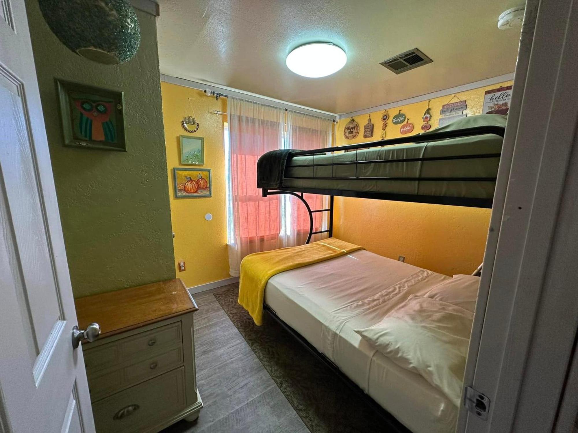 Ez 1 Mile To Sill! Pumpkin Sleeps 9, Grills, Firepit, Laundry Ferienhaus *