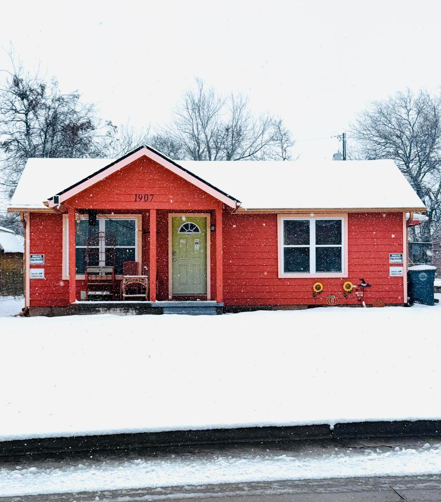 Ez 1 Mile To Sill! Pumpkin Sleeps 9, Grills, Firepit, Laundry